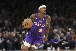 名记：太阳&amp;热火探索了比尔交易但谈判破裂 买断的可能性越来越大