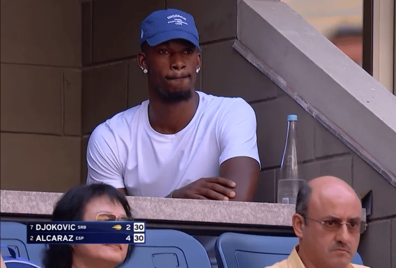 开云登录入口地址-吉米-巴特勒现身美网，观看阿卡对德约半决赛