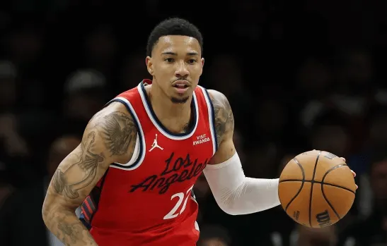 开云登录入口地址-乔丹-米勒出战45分钟，11中8、三分5中3砍下19分6助攻4抢断