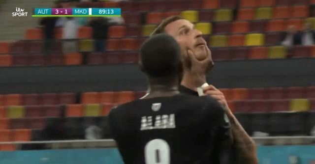 开云登录入口地址-媒体曝光阿瑙骂人原话内容 海港外援已公开道歉